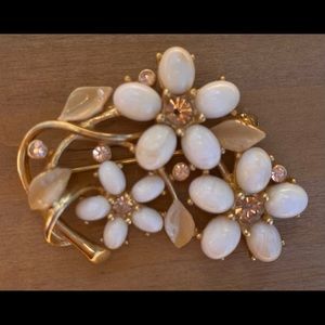 Floral banana republic brooch.